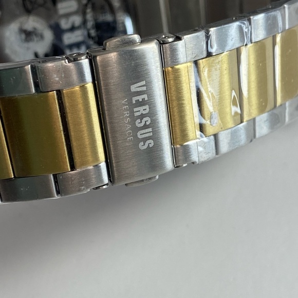 Versus Versace Brick Lane Gen Men's Watch VSPZS0821 - Picture 10 of 12